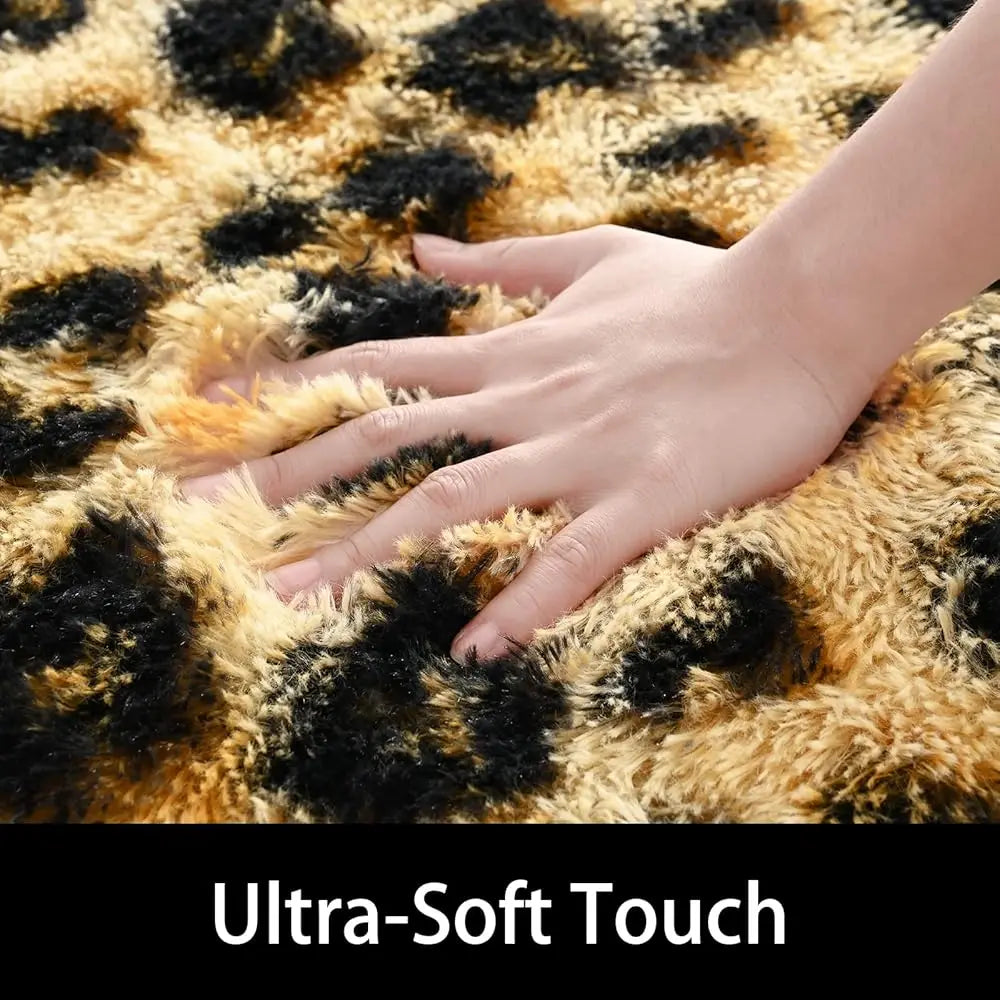 Leopard/ Cheetah Print Area Rug
