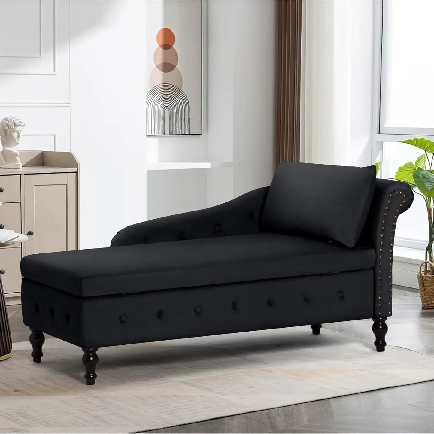 Chaise Lounge